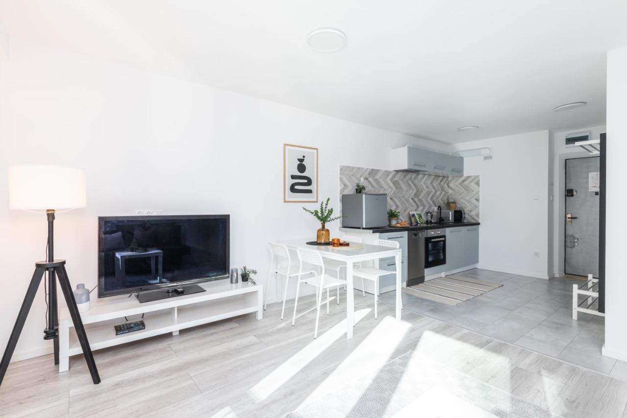 Superapart Jana Pawla II 18 Varşovia Exterior foto