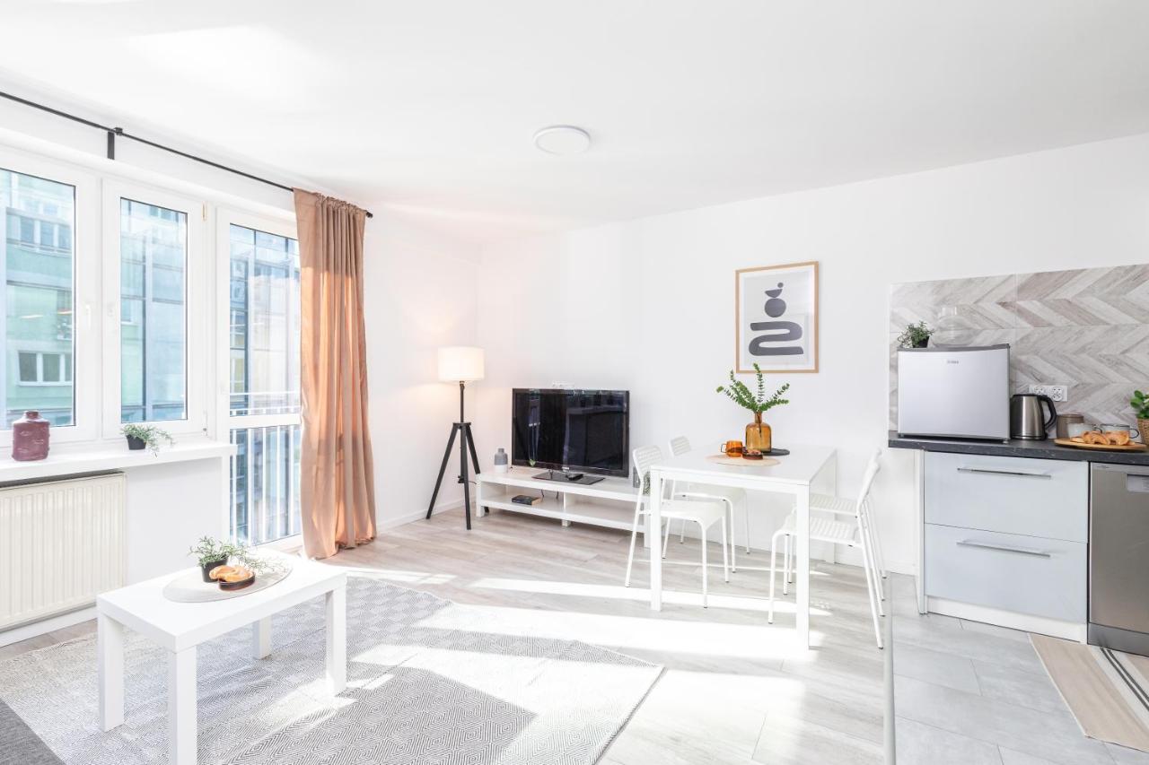 Superapart Jana Pawla II 18 Varşovia Exterior foto